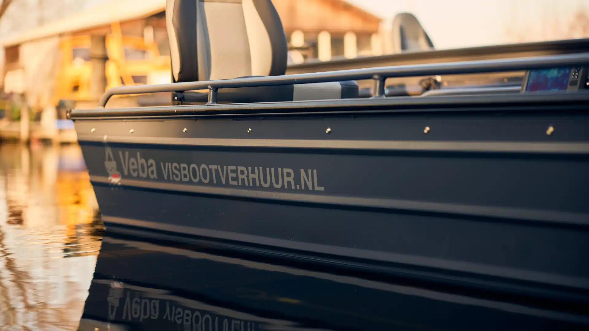 Visbootverhuur bij Veba Watersport