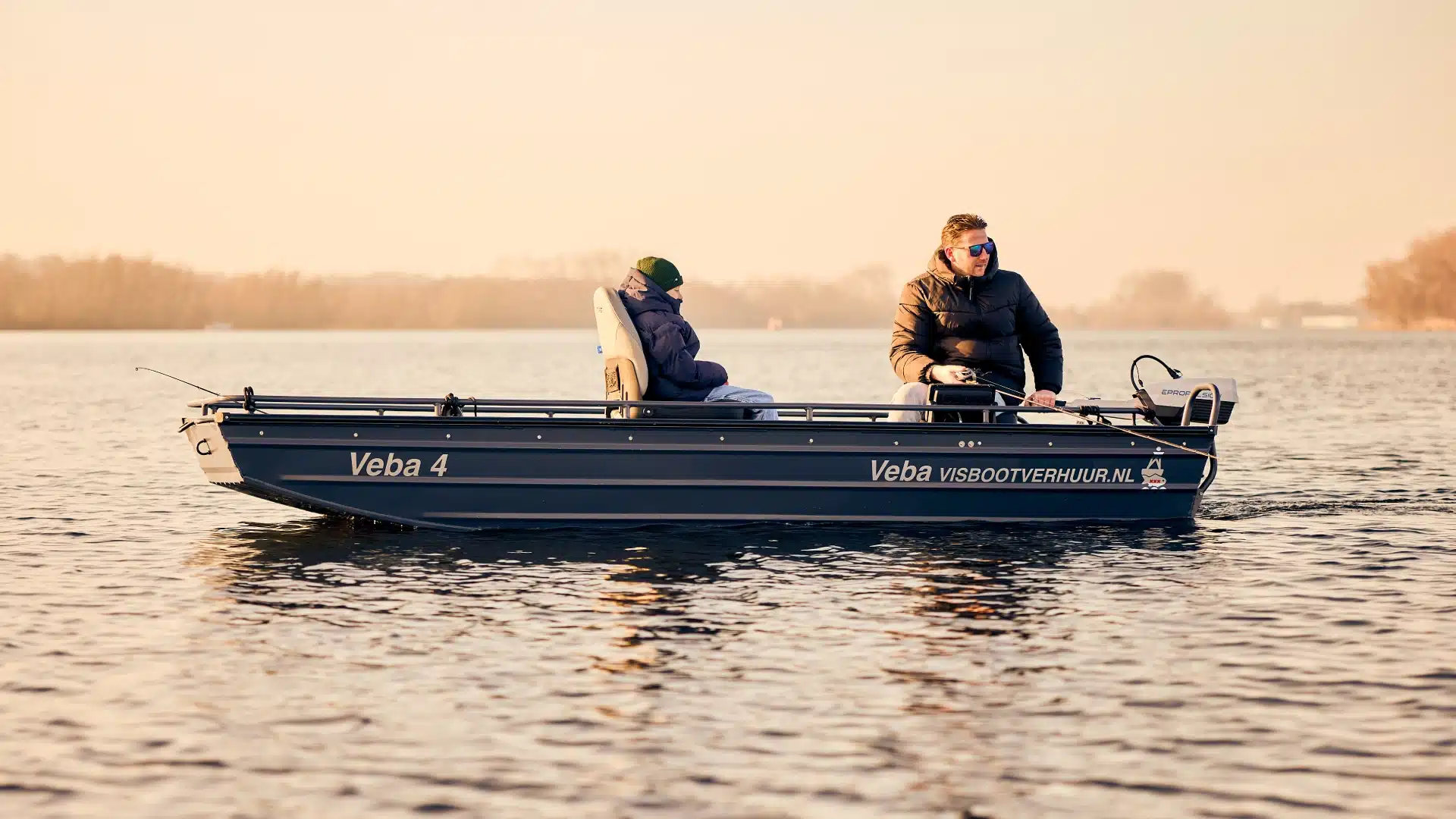Qwest F401A te huur bij Veba Visbootverhuur