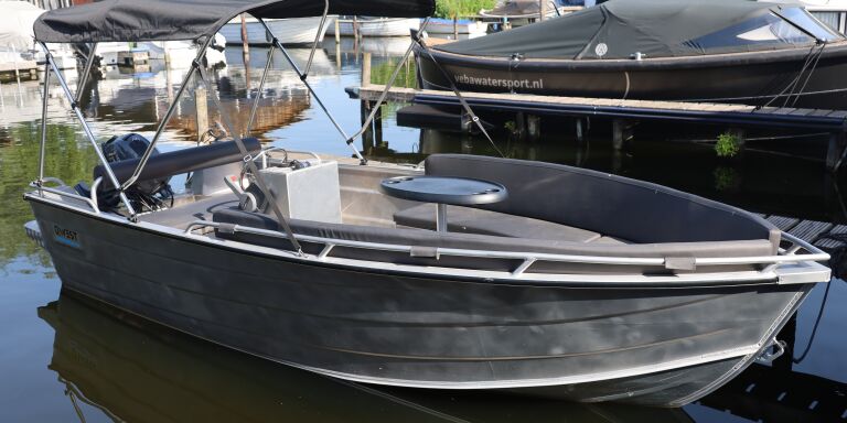 Tourboot huren Qwest R485 huren
